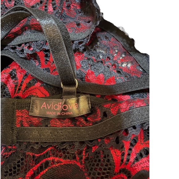 Avidlove Lingerie Set Size Large - Picture 13 of 15